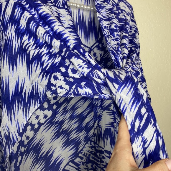 Soft light shawl - Picture 2 of 3